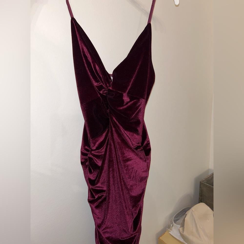 Lucy in the Sky Burgundy Velvet Dress